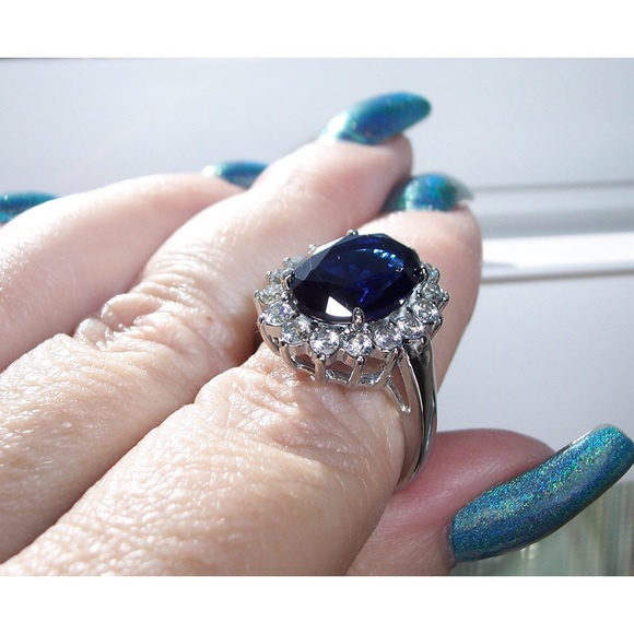 STAINLESS STEEL Princess Diana Style CZ Ring - Picture 6 of 8